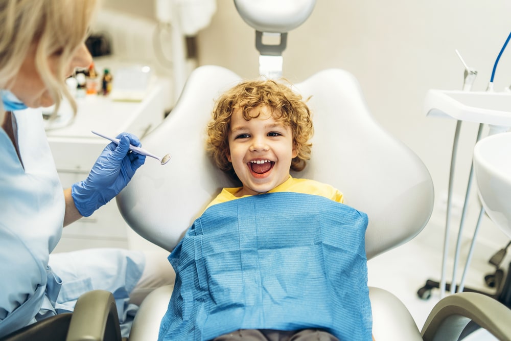 La prévention de la carie de la petite enfance chez le dentiste
